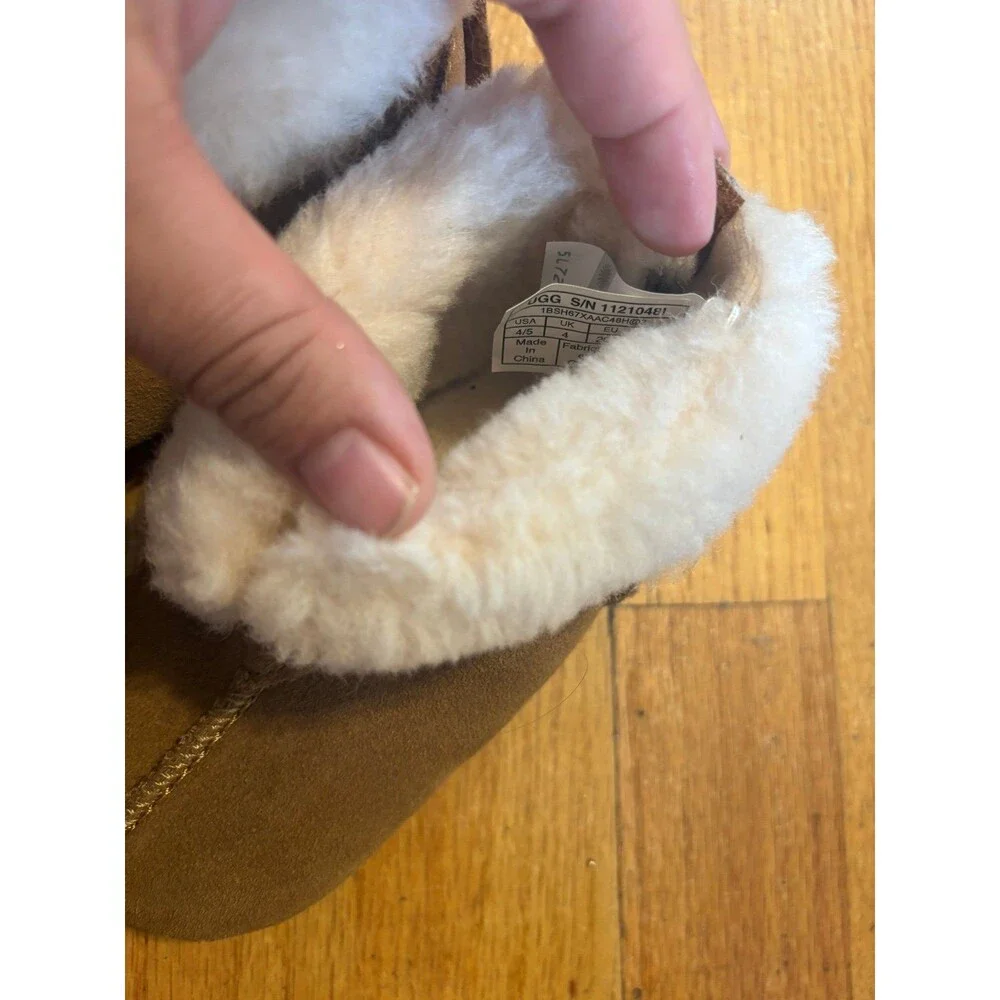 UGG Gojee Chestnut Suede Lined Boots Size 4/5